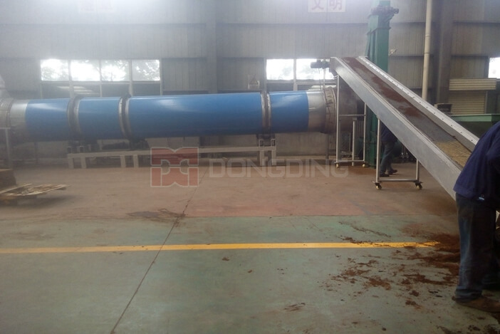 Coconut chaff dryer, also called coconut trimming machine, coconut husking machine,coconut husk, is designed by our company especially for the coconut and palm, has the advantages of energy saving and low consumption technology.