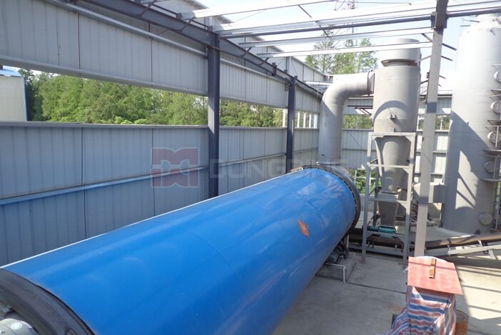 The biomass dryer can quickly dry the wet material with a moisture of 60% to a dried product with moisture less than 12%. It can be used for drying wood chips, sawdust, bark, straw, alfalfa hay, sugarcane bagasse, cassava residues, poultry manure, etc.